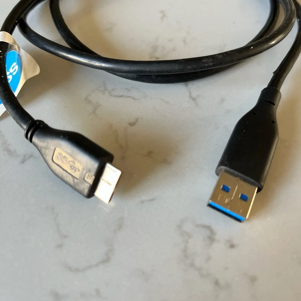 USB 3.0 to Micro B Cable Male/Male SuperSpeed Data Transfer Cable,Black, 4 ft.
